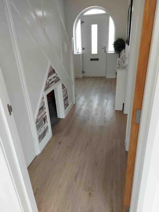 Modern 4 Bedroom House In Weymouth Sunny Corner エクステリア 写真