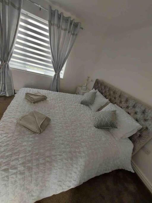 Modern 4 Bedroom House In Weymouth Sunny Corner エクステリア 写真