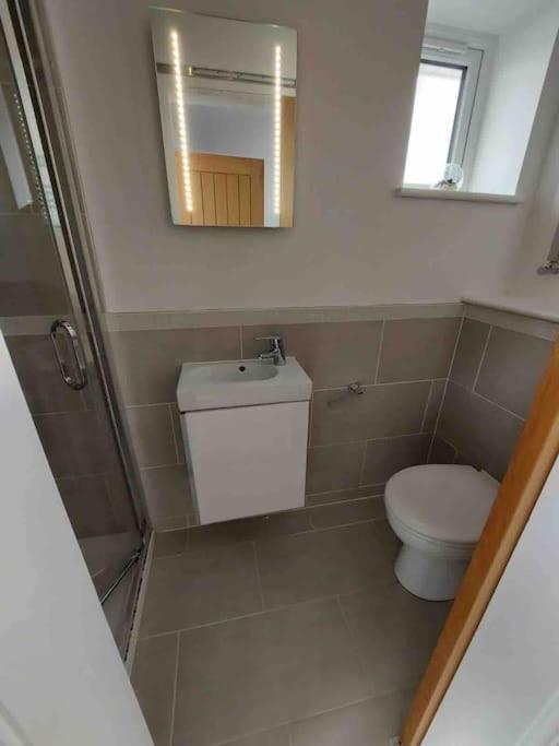 Modern 4 Bedroom House In Weymouth Sunny Corner エクステリア 写真